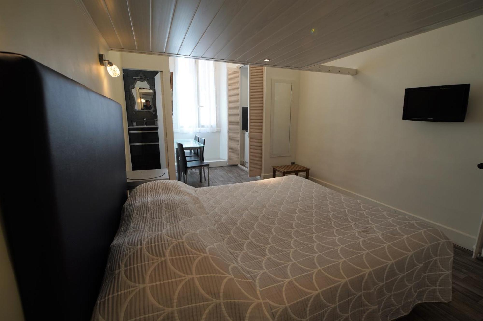 Hotel Cresp Nice Bilik gambar